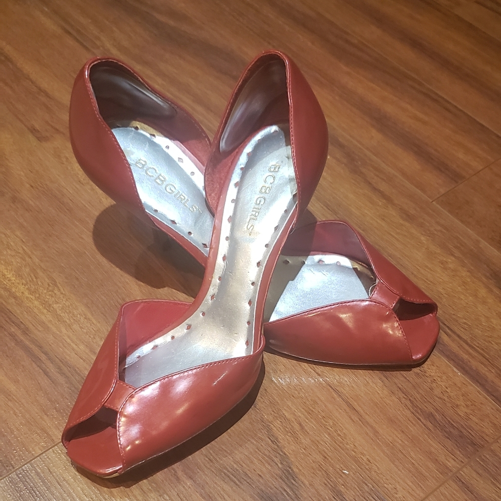 PRICE DROP! 💥  BCBGirl red peep toe shoes